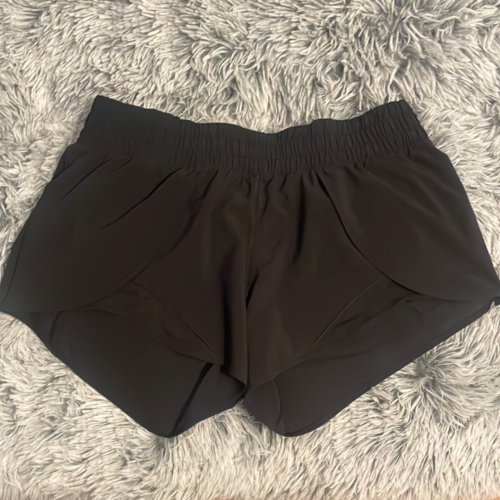 Lululemon running short